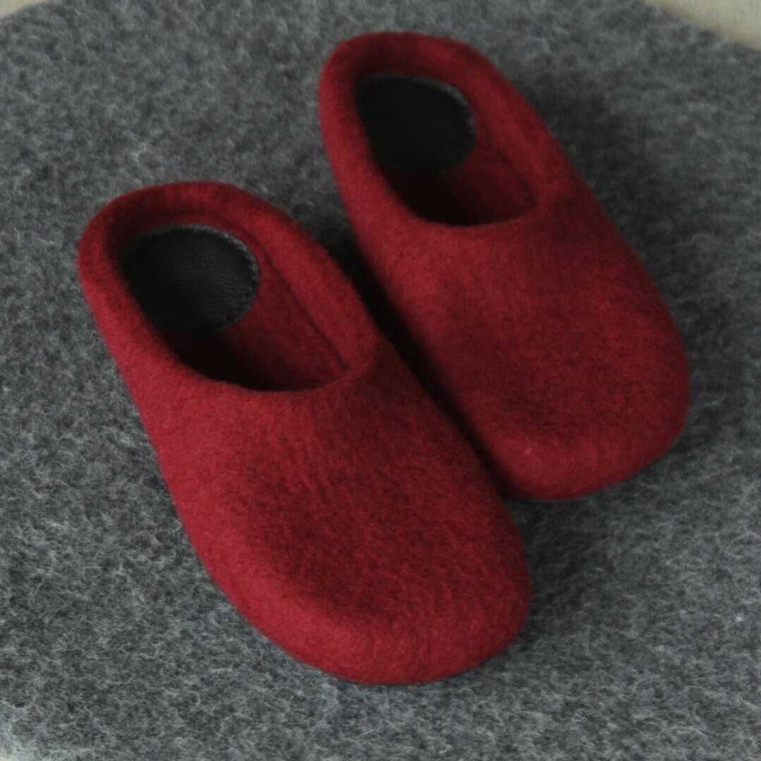 Įspiriamos veltos šlepetės moterims barefoot Comfy slide Įspiriamos veltos šlepetės moterims barefoot Comfy slide