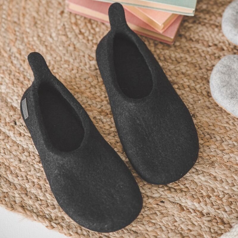 Užmaunamos veltos šlepetės vyrams barefoot Mini Tail 1 Užmaunamos veltos šlepetės vyrams barefoot Mini Tail 1