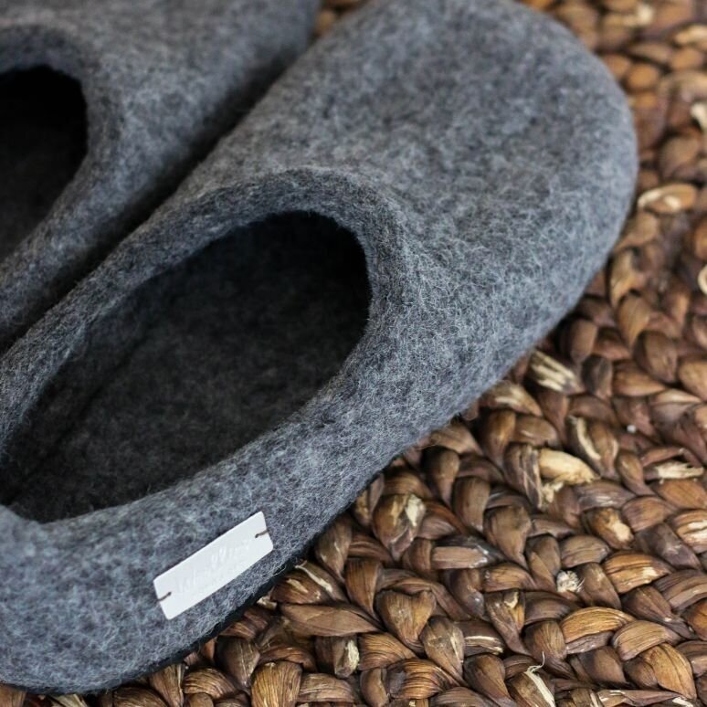 Užmaunamos veltos šlepetės moterims barefoot Mini Tail 2